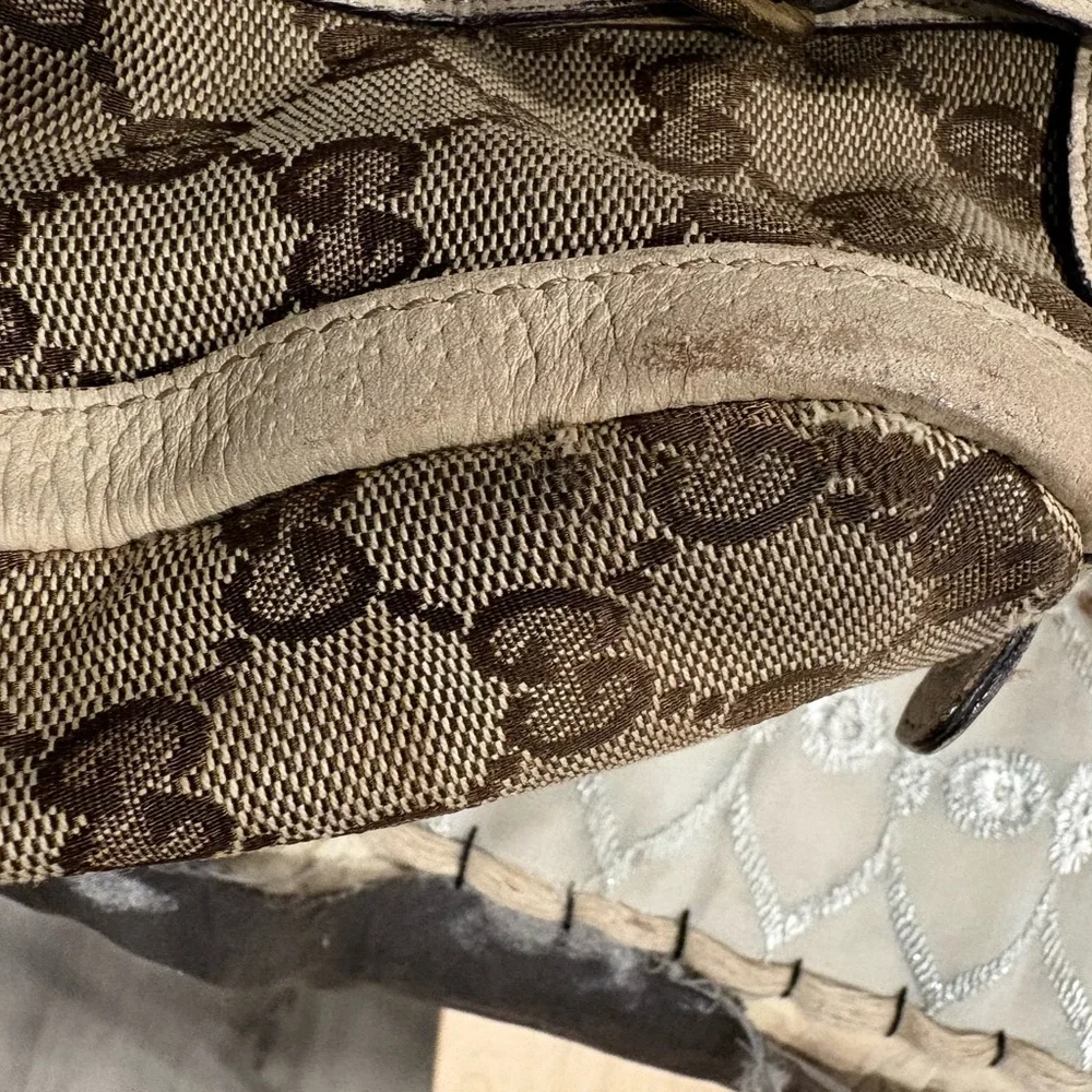 Gucci Beige and Brown Boston Style Monogram Tote Medium - Picture 10 of 11